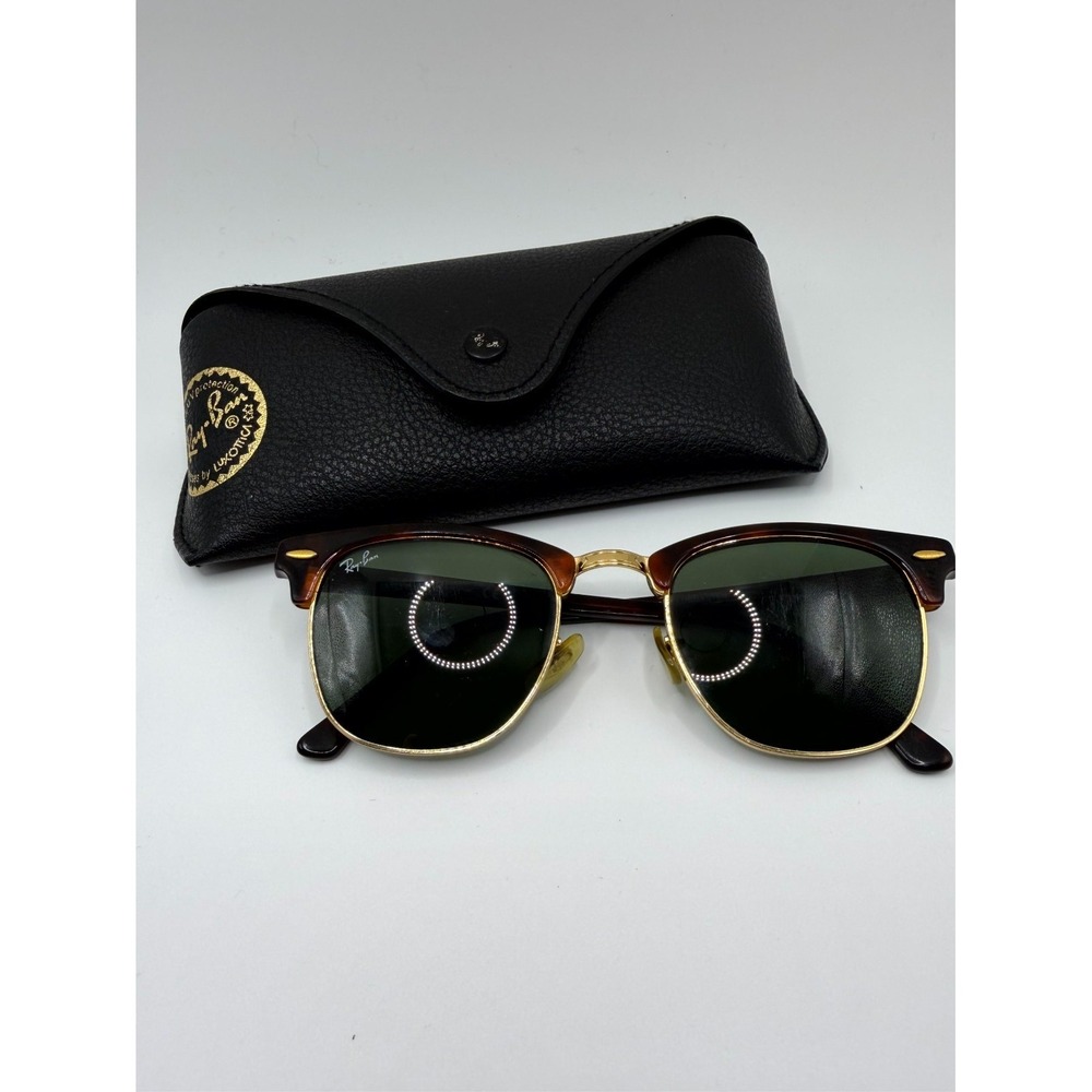 Ray-Ban Clubmaster Classic RB3016 W0366 Sunglasses Tortoise Frame Green Lens